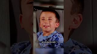 Will they be able to proceed smoothly with their “carpet journey”？#humor  #shorts #sitcom #family