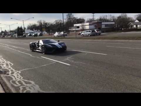 Video till Nya Ford GT ute på gatorna