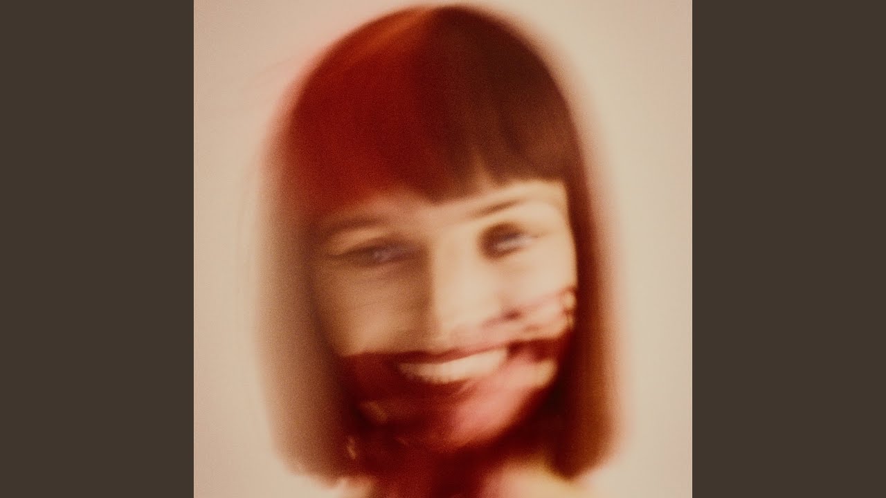 在 YouTube 上观看 Seven Days 在 YouTube 上观看 Seven Days