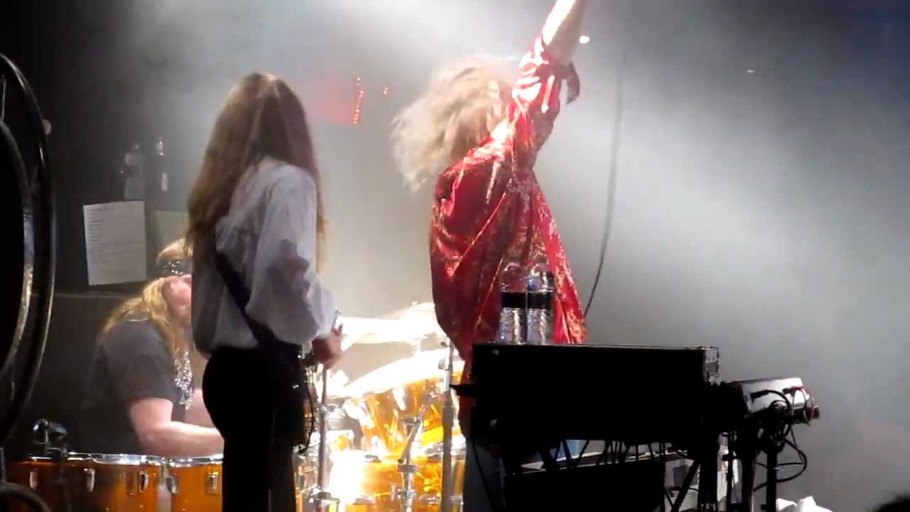 black-dog-zoso-led-zeppelin-tribute-band-at-starland-ballroom