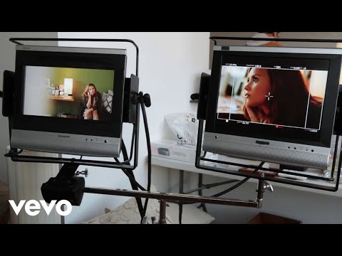 Demi Lovato - Give Your Heart a Break (Behind The Scenes)