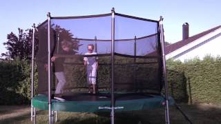 Trampoline Tricks Summer 2013 #1 (Cork, Meatball xD, backflipps)