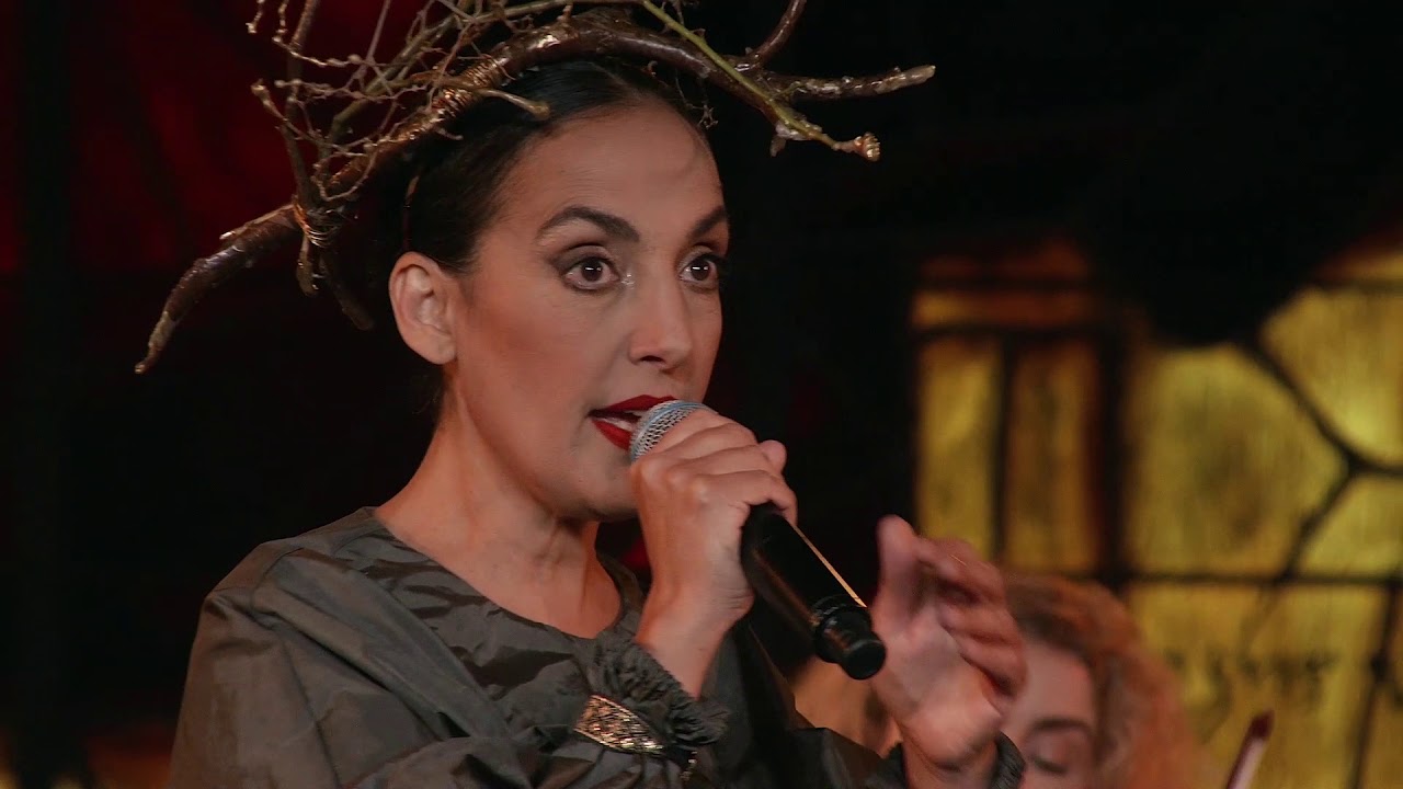 א-ב הושענא - ויקטוריה חנה ומאיה בלזיצמן | Aleph-bet - Hosha'ana - Victoria Hanna and Maya Belsitzman