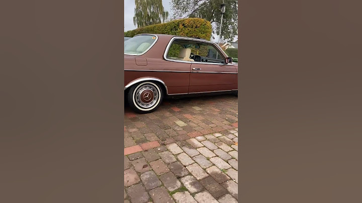 New old Mercedes benz w123 C123 280 CE