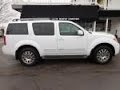 2012 Nissan Pathfinder LE Silver