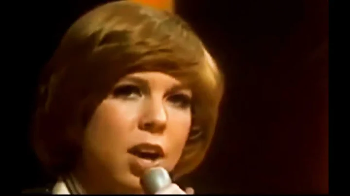 VICKI LAWRENCE  "THE NIGHT THE LIGHTS WENT OUT IN ...