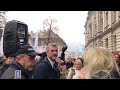 Jedan od demonstranata pokušao fizički napasti premijera Fortu, reagirala policija