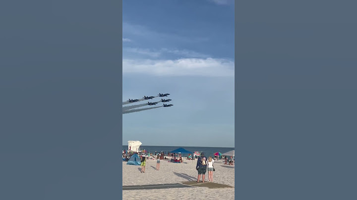 Blue angels fly by at Pensacola beach