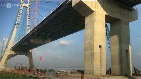 Cầu Vàm Cống và vết nứt sau hơn 4 năm xây dựng