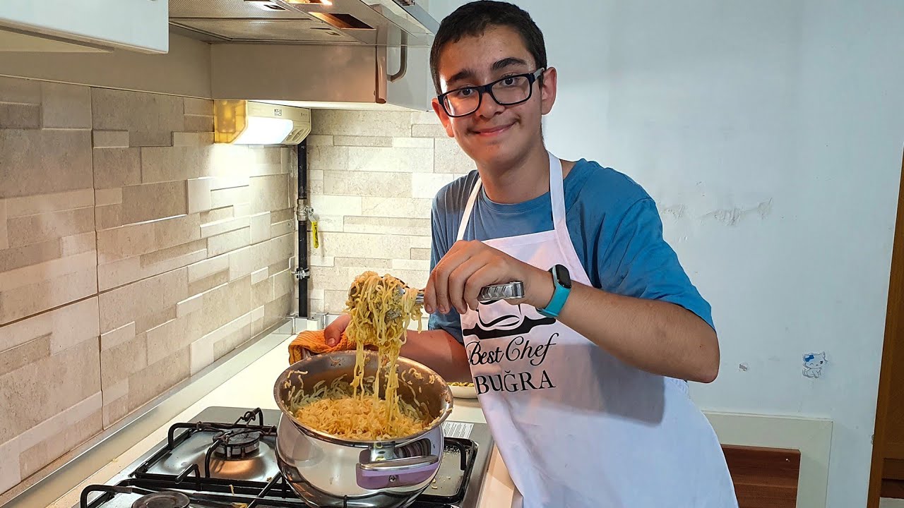 BUĞRA İLE BİRLİKTE BÜTÜN NOODLELARI KARIŞTIRDIK!!