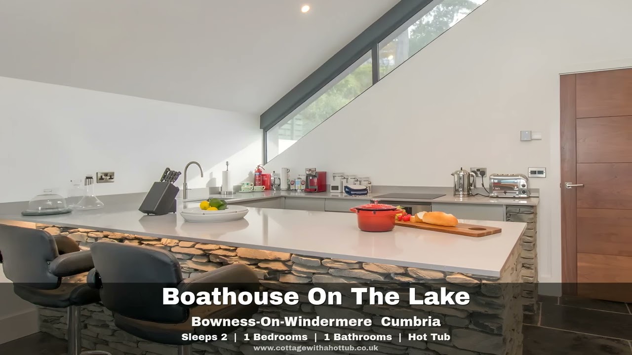 Boathouse on the Lake video tour