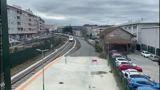 Ave S112 entrando en Ourense.Gracias al maqui !!!