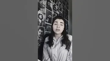 ولكنني لما وجدتك راحلا بكيت دما حتى بللت به الثرى 