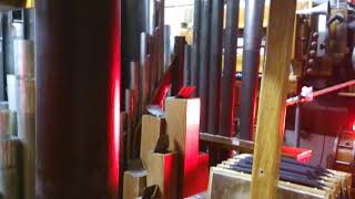 Original 1920s organ pulled by strings!