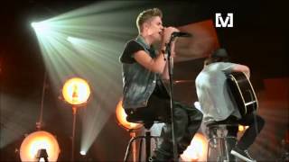 Die In Your Arms Acoustic - Live and Intimate Justin Bieber Resimi