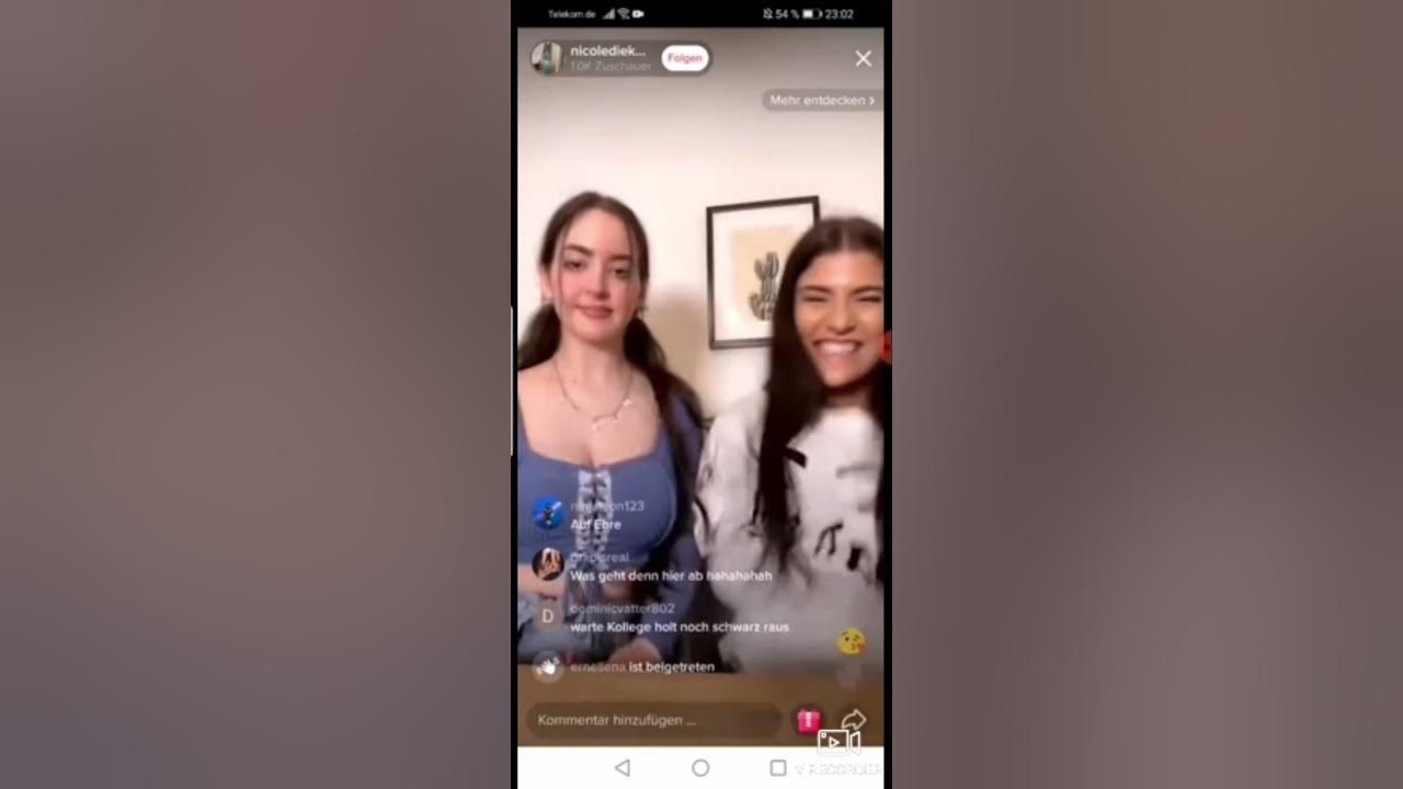 nicole und elisa zeigen ihre 🍒im livestream YouTube