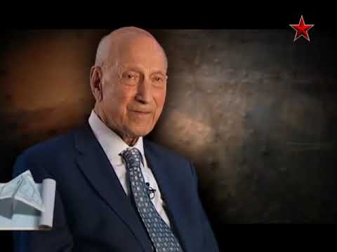 Павел Сухой - YouTube