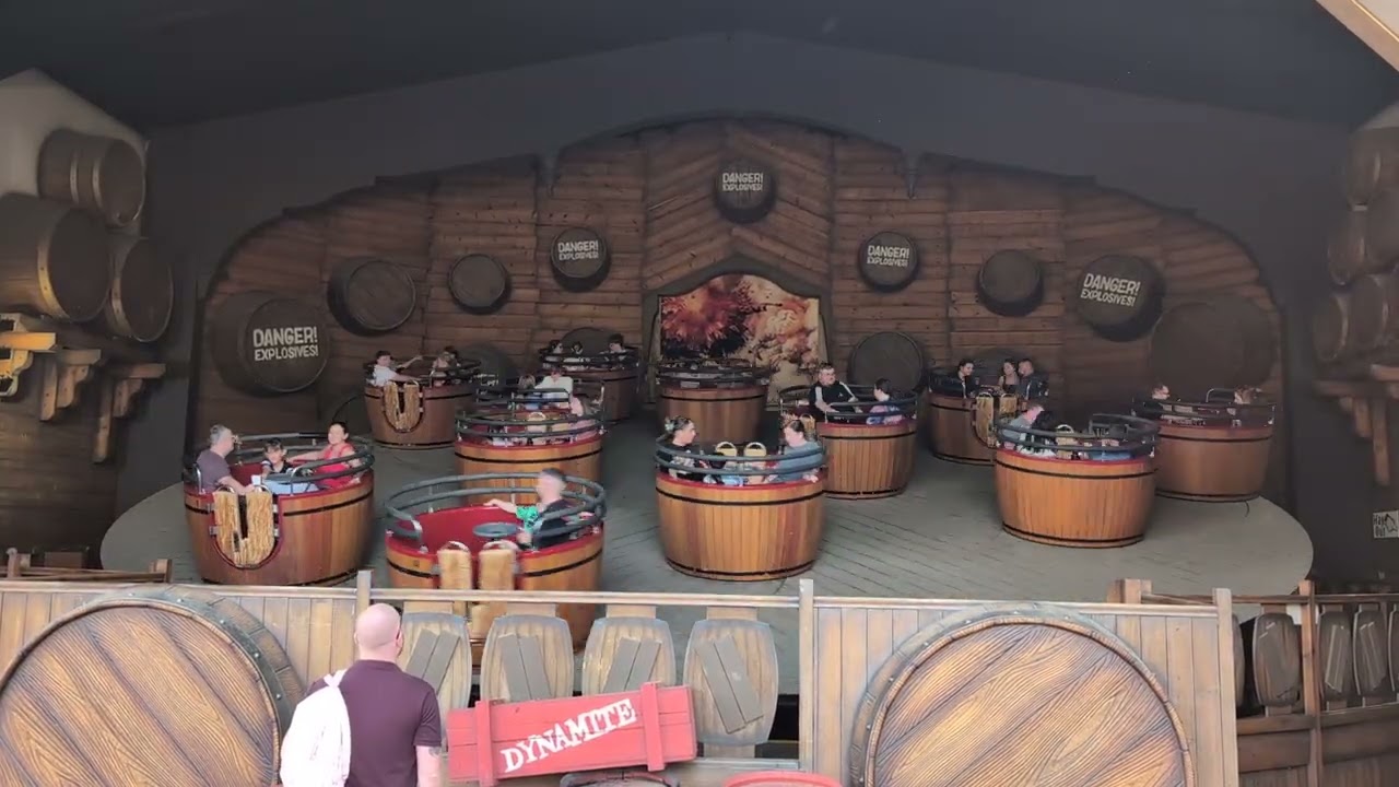 Blasting Barrels Ride At Drayton Manor