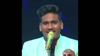 Mere Raske Kamar Song Singing By Sunny Hindustani Resimi