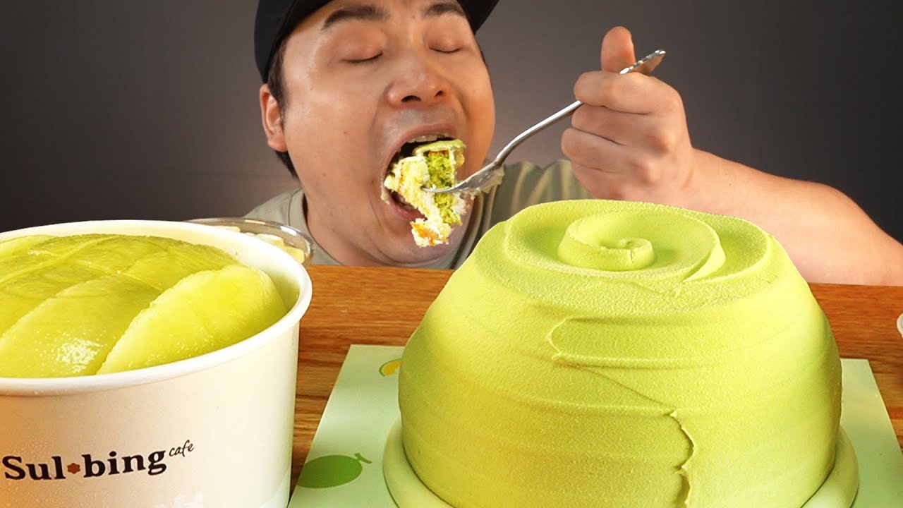 요거통통 메론설빙과 샤인머스캣 메론설빙.리얼메론 인 메로나 생크림 먹방~!! 리얼사운드 ASMR social eating Mukbang(Eating Show)