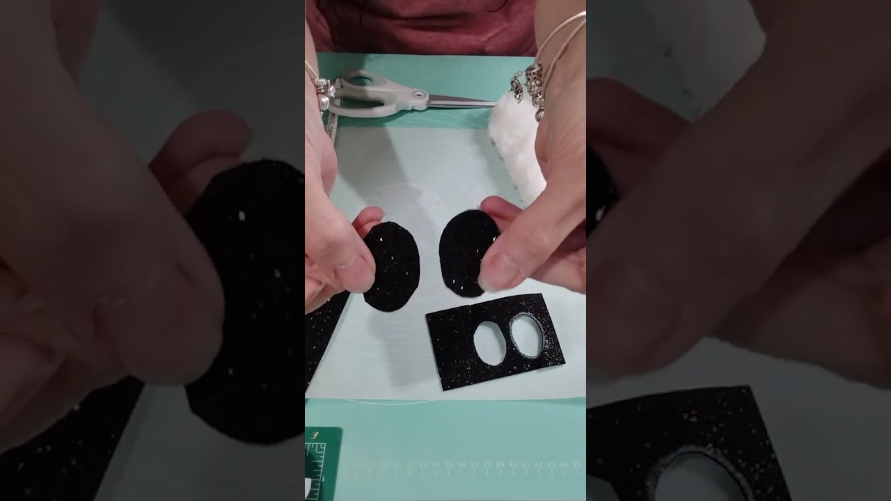 Easiest Dollar Tree Mop Head Ghost DIY Super CUTE!