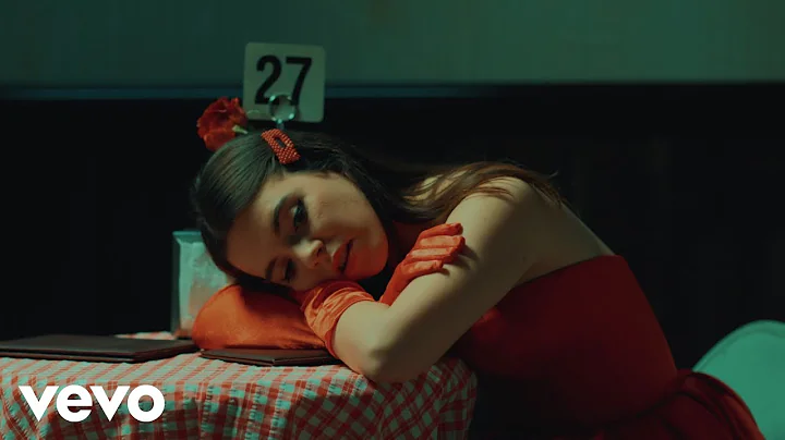 Yorke, Joan - Window Shopping (Official Video) |  MV