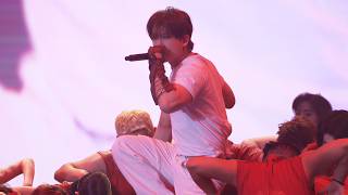 260725 Stray Kids RUN IT SEOUL | 부작용(Side Effects) | Changbin focus