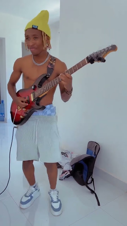 Mordecaii zm doesn't joke with guitars 🎸