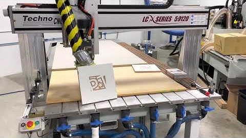 Techno LCX 59120 CNC Router with Becker VTLF 250 vacuum pump