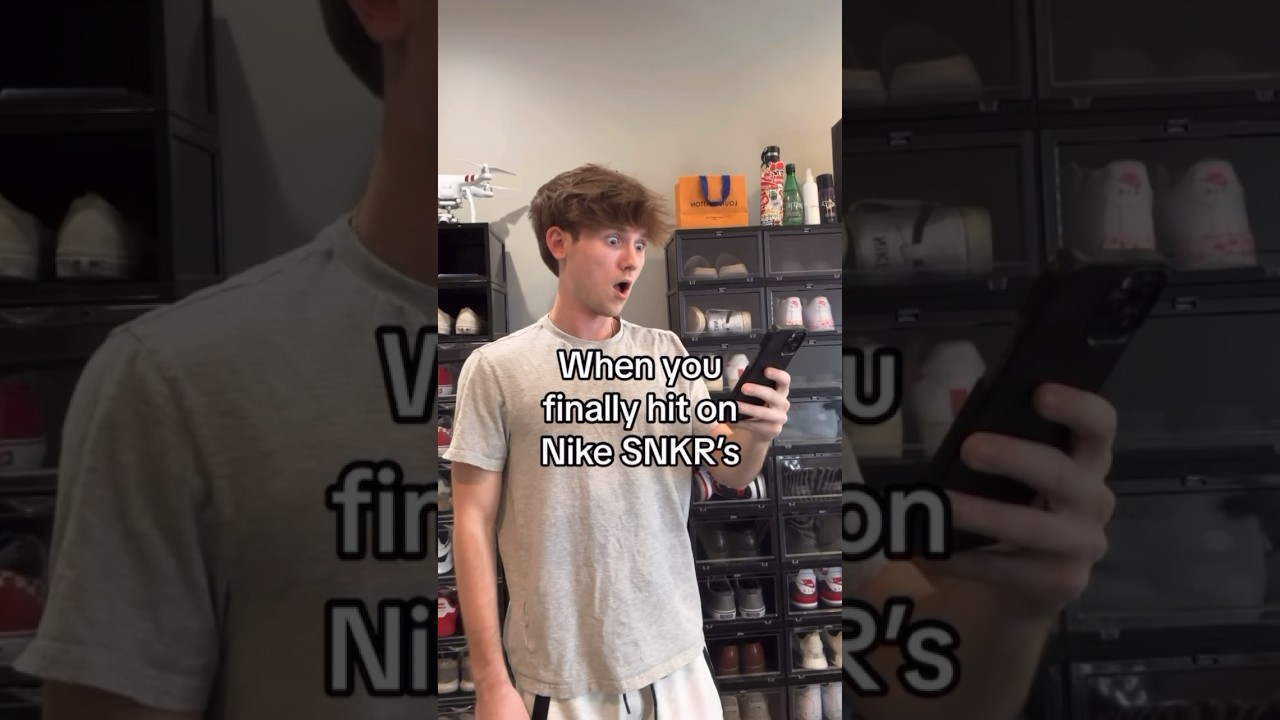 SneakerHead’s be like… 😳
