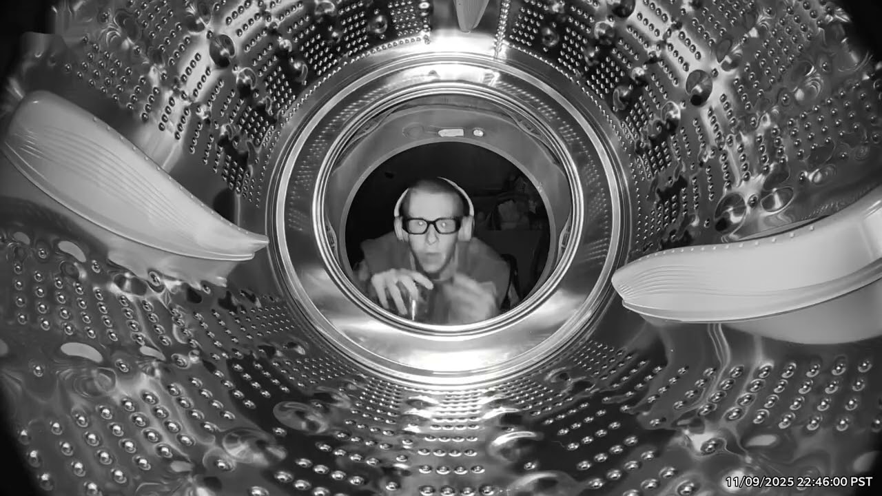 Clawboi - No Feelings (Official Music Video) prod. beatsbynyce