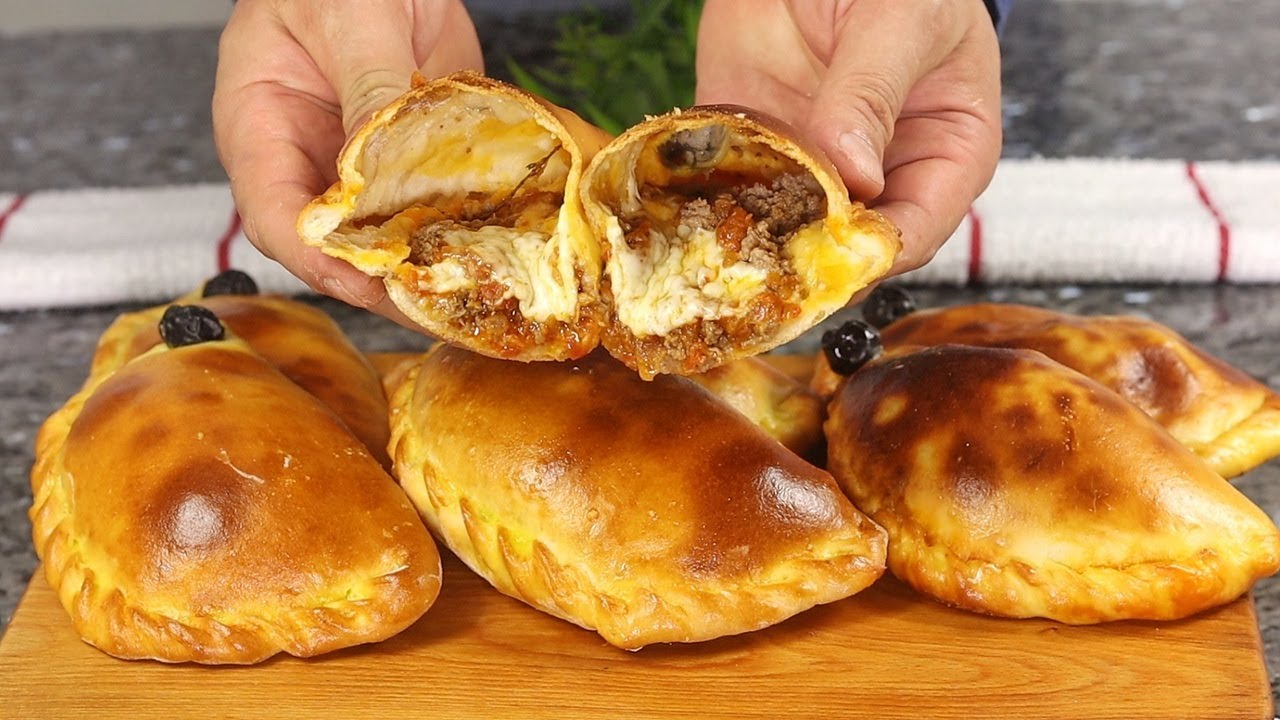 Суфле с легким тестом и пустым внутри. Тесто простое, но получается на 100%.