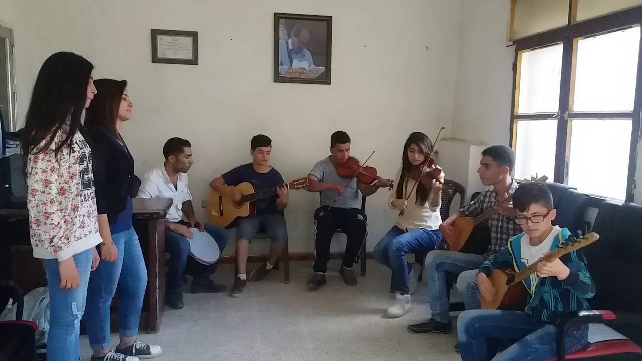 معهد دار ساز عفرين .اغنية riya azadî للفنان diyar .اعداد وتوزيع: حسن حموتو