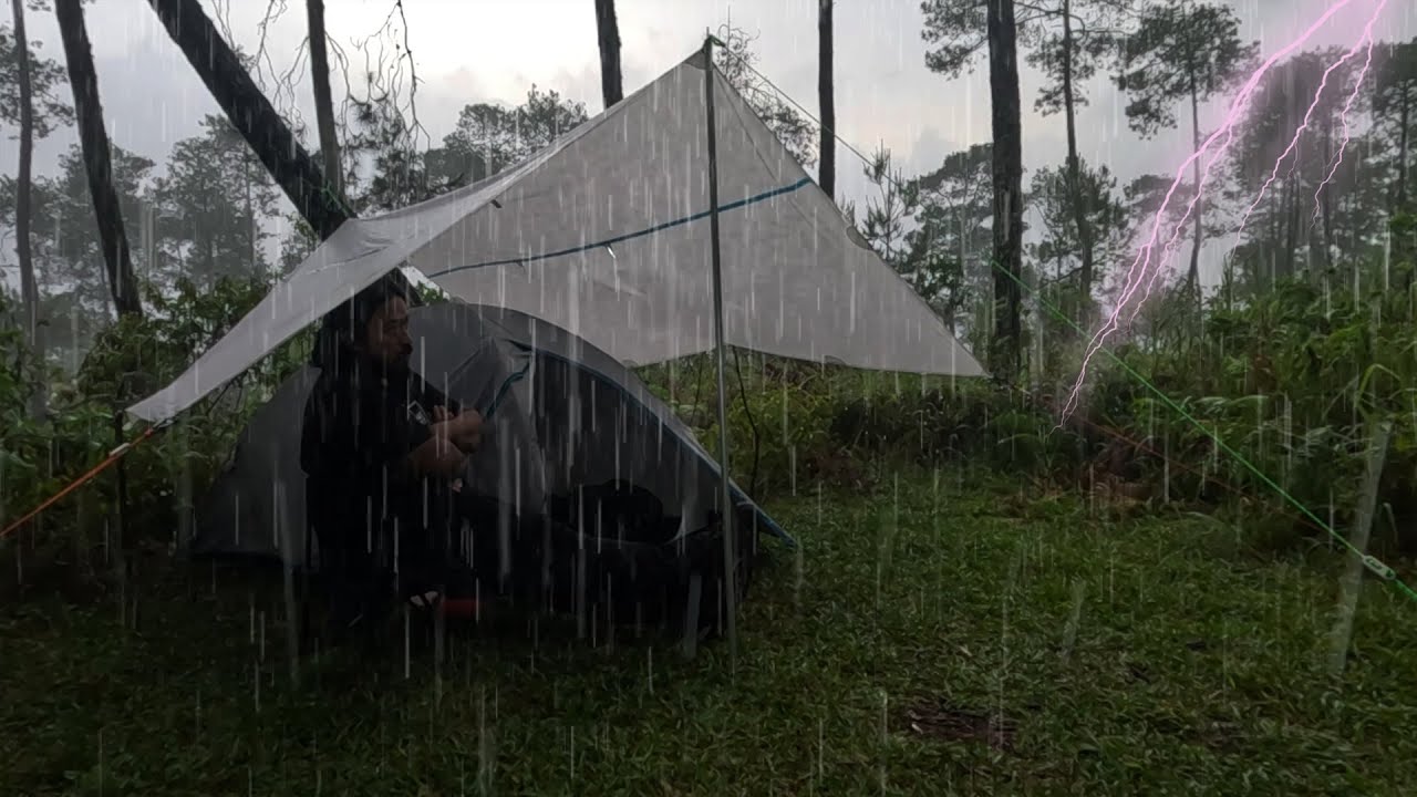 BEST HEAVY RAIN VIDEO ‼ SOLO CAMPING IN HEAVY RAIN AND THUNDERSTORM ...