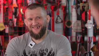 Георгий Емельянов Старший тренер сборной России,МСМК Кикбоксинг  и Боевое самбо,Черный пояс БЖЖ