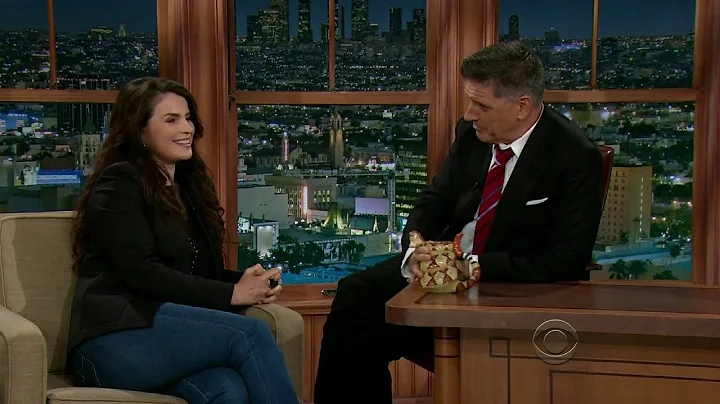 Late Late Show with Craig Ferguson 7/17/2014 Julia...
