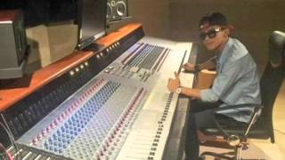 Download Lagu Young Lex - Single Woles MP3