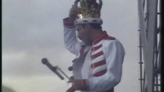 Queen Live At Slane Castle 86&#39; - T.V Report - Snippet