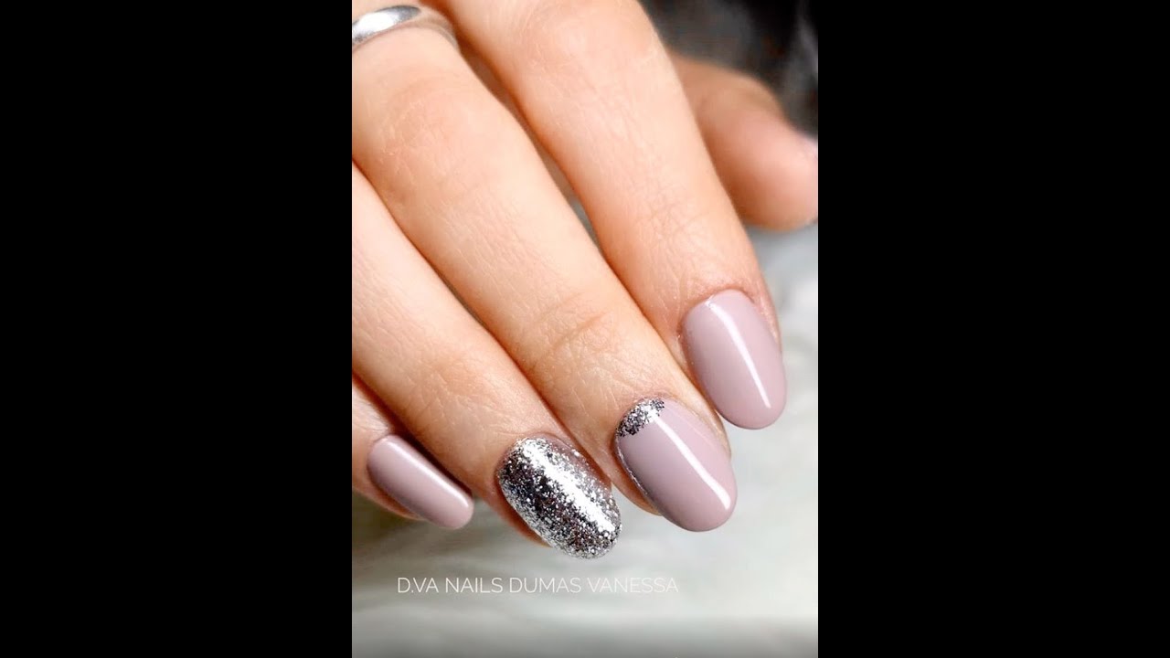 Smalto Semipermanente Rinforzato: come si applica e tutti i consigli 💅🏻💪🏻