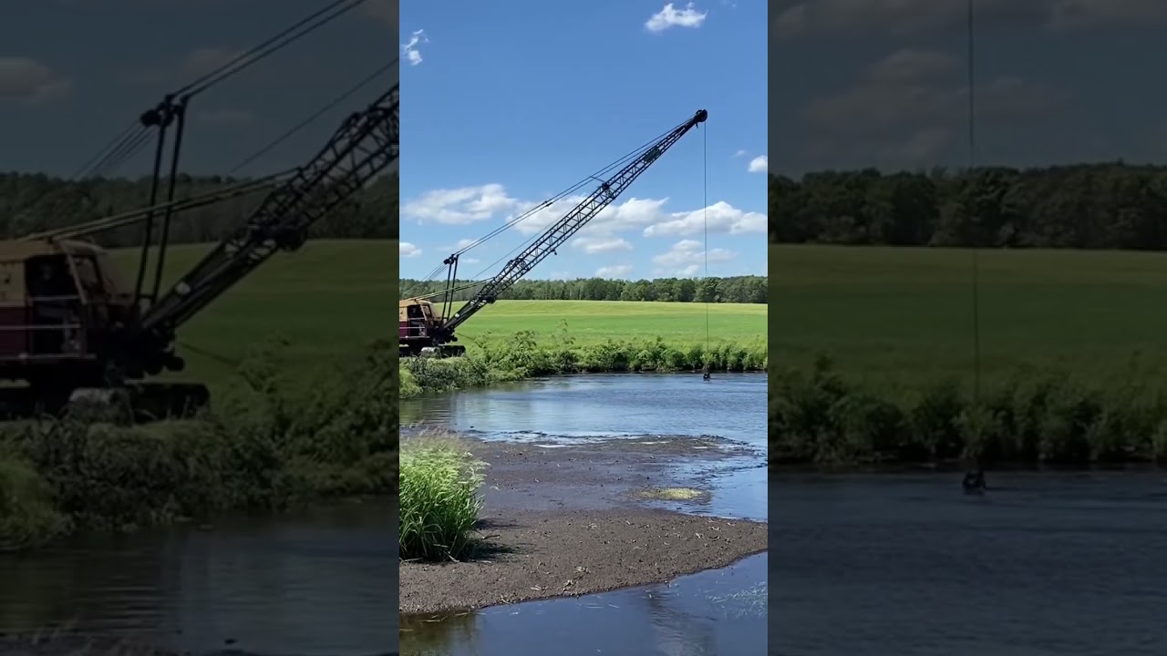 Dragline Operating