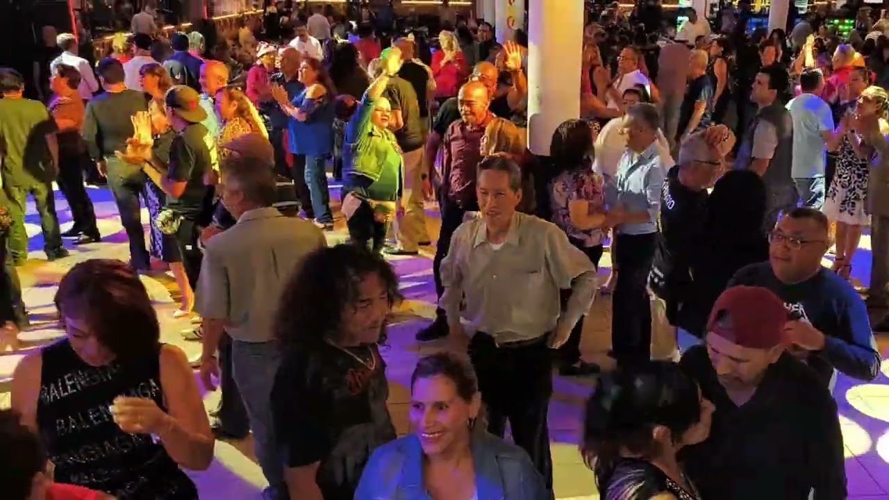 Grupo la Chomba en el Gran Salón Tlatelolco CDMX 