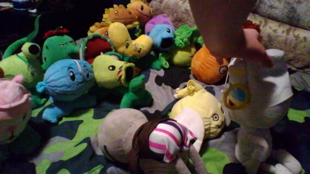 Plants vs zombies episode 2 clip 9 - YouTube