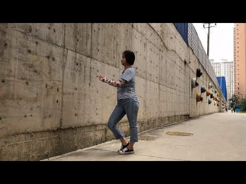 每天坚持原地鸭子式竞走，10天暴瘦全身对腰椎也好