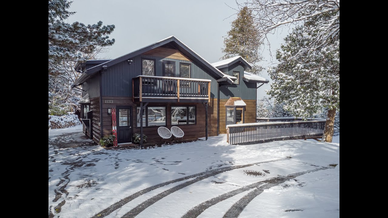 164 Chamonix Cres in the Blue Mountains, a Real Estate Video Home Tour