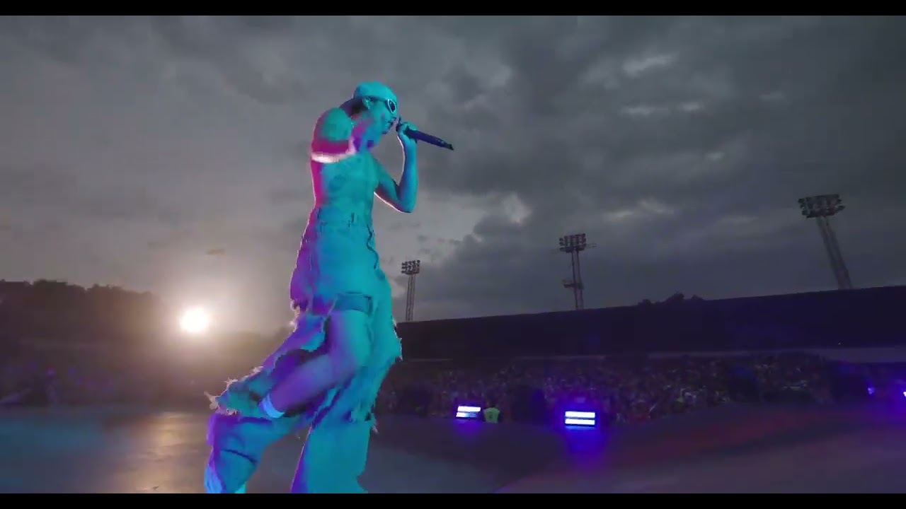 Это нормально, что мы все пытаемся притворяться храбрыми. @rorykramer x @evanpaterakis