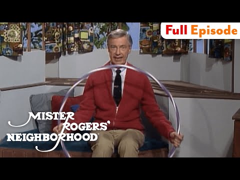 Feeling Good About Who We Are | Mister Rogers&rsquo; Neighborhood Full Episode