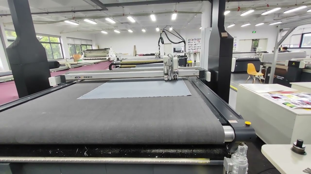 IECHO TK4S Large Format Cutting System cutting and punching