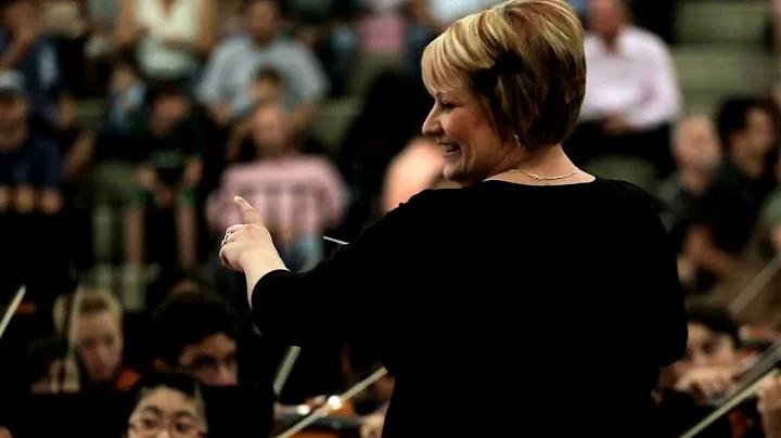 Elizabeth Cowan in Concert