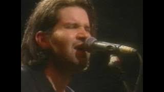Lloyd Cole, 'Jennifer She Said' live, 1990