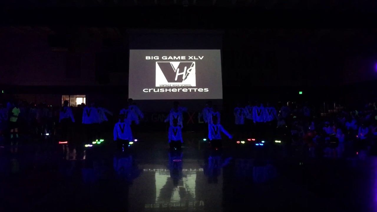 Vintage High Crusherettes Big Game Rally Performance 2016